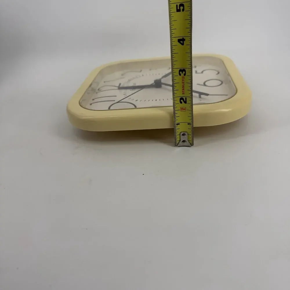 Vtg MCM Spartus Wall Clock Quartz Tested & WORKS CREAM BEIGE Made USA